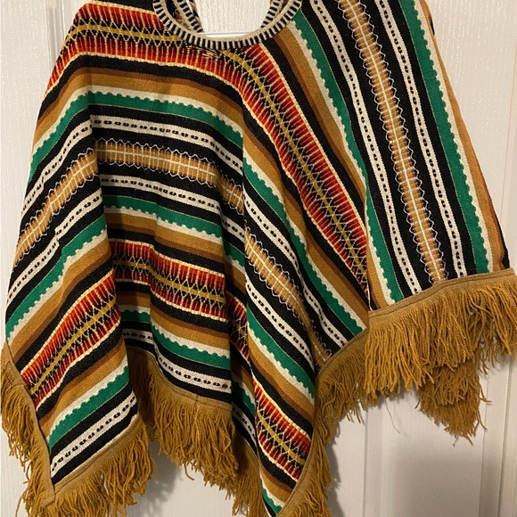 Vintage 70s Wool Poncho - Picture 2 of 2